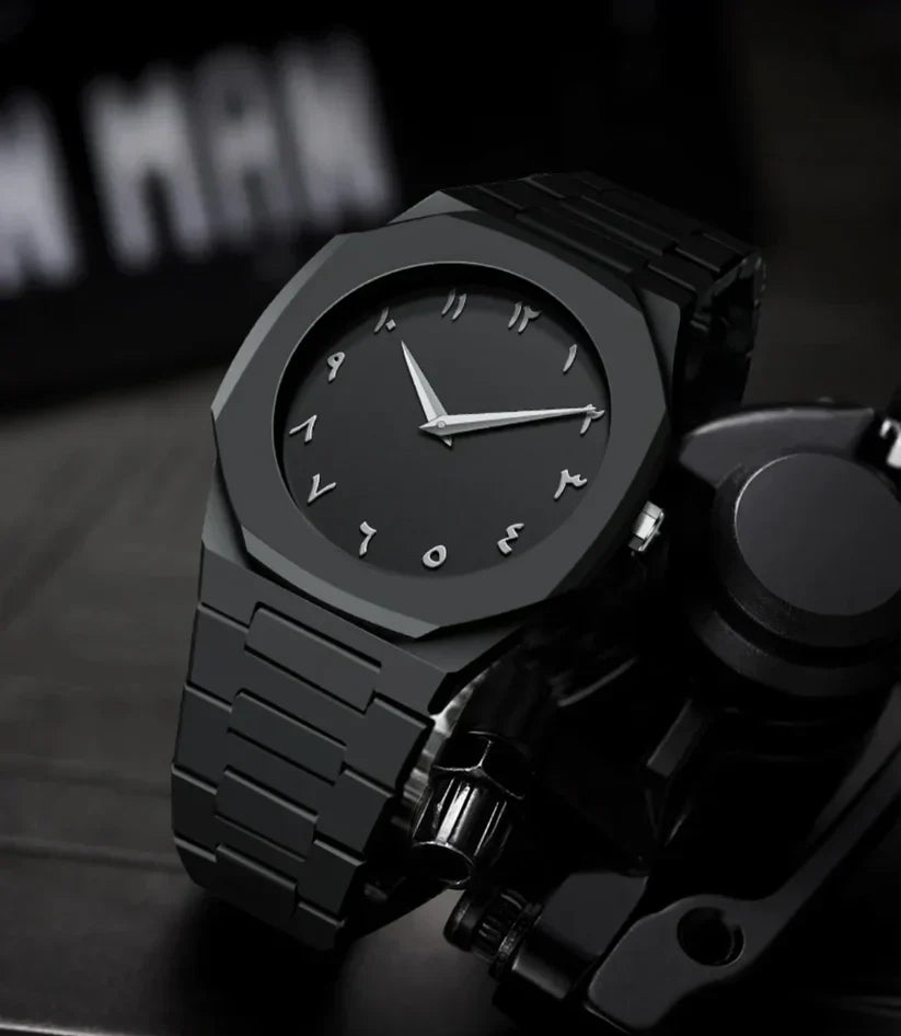 Black Minimalist Analog Wrist Aura Watch